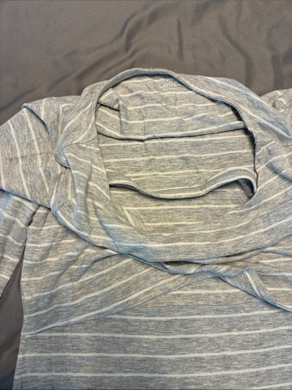 Striped Light Gray Long-Sleeve Nursing-Friendly Tunic Top - Picture 3 of 3